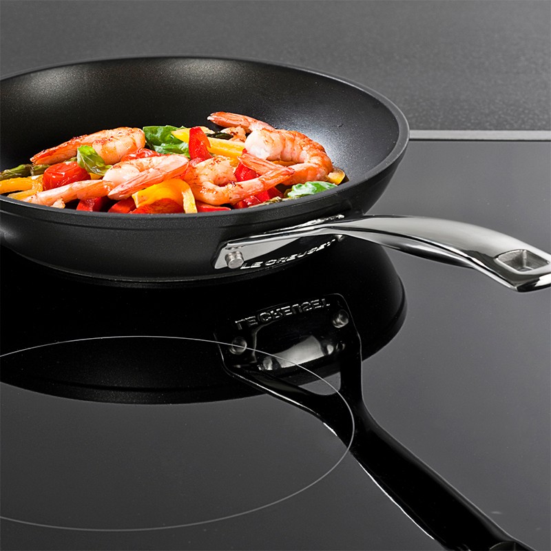 Le Creuset Sartén wok de aluminio antiadherente con asa de soporte Ø. 26 cm
