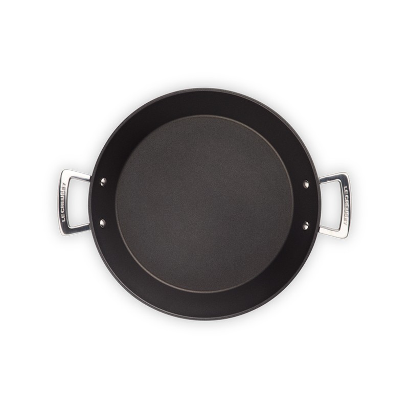 Le Creuset Toughened Non-Stick Bakeware Pizza Pan, Black