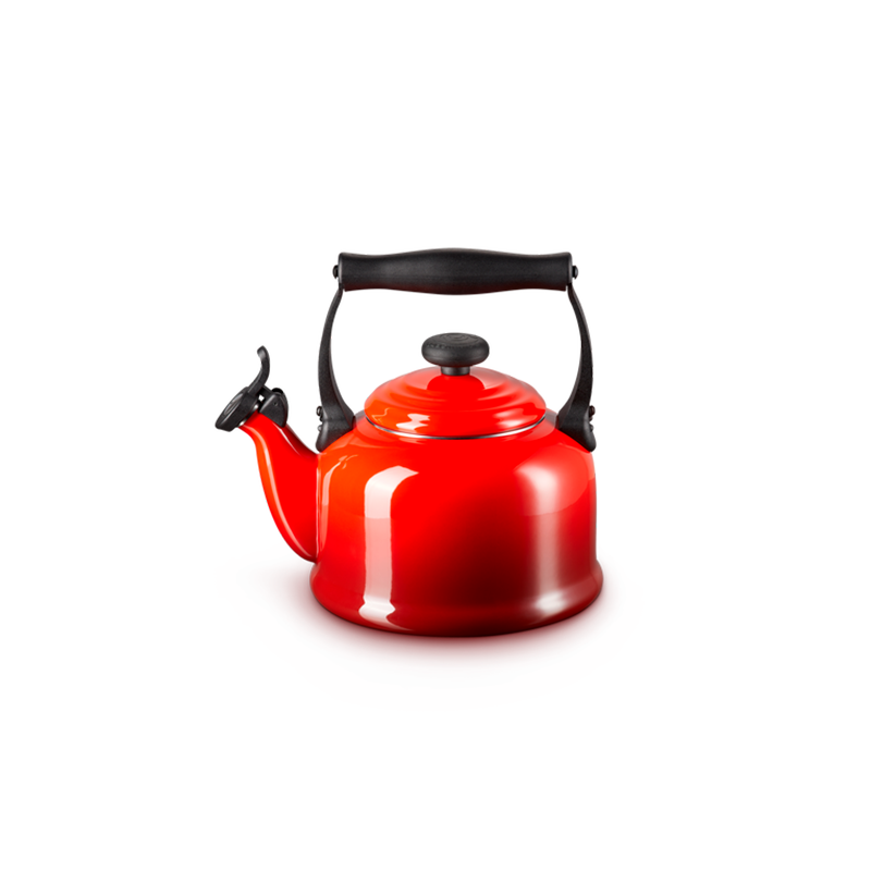 Le Creuset Tradition teakettle 2,1L, red  Advantageously shopping at