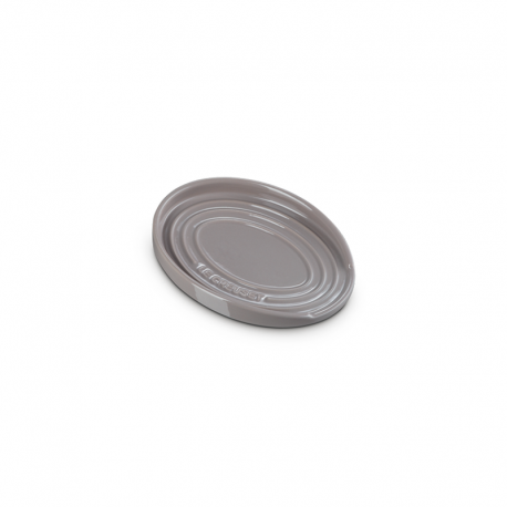 Le Creuset's NEW Oval Spoon Rest is a convenient and helpful worktop piece,  preventing mess and cutting down on time spent clearing up…