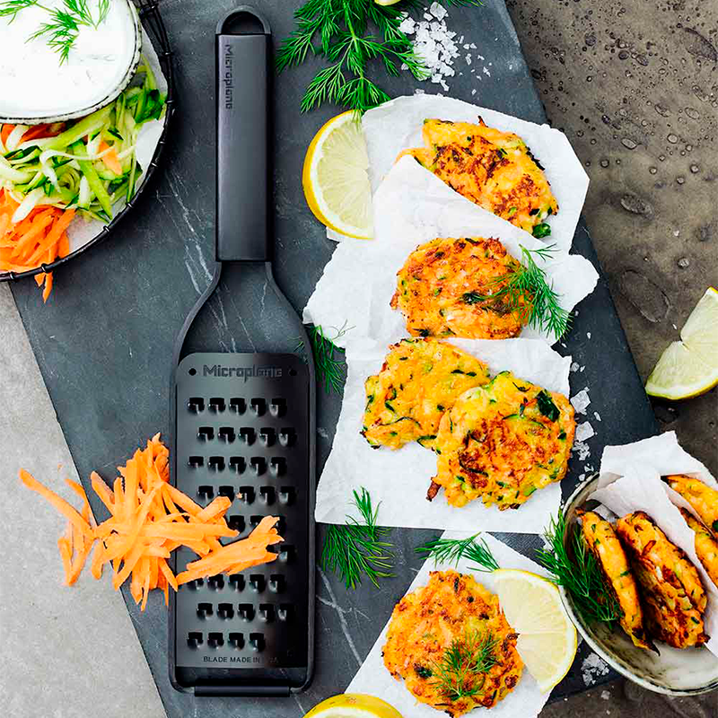 Microplane® Black Sheep Coarse Grater