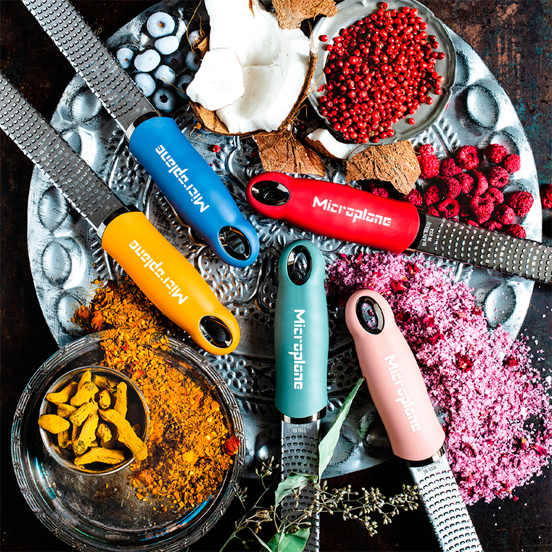 https://store.inoutcooking.com/123436/zester-grater-pomegranate-red-premium-classic-series-microplane.jpg