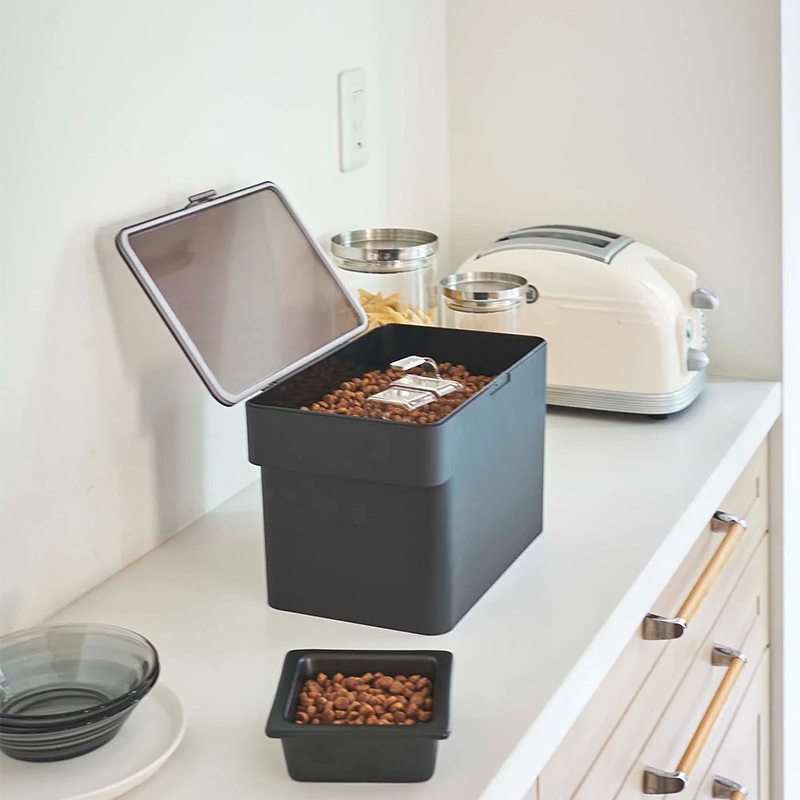 Pet Food Container Black Tower Yamazaki
