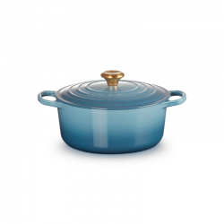 Tacho Cocotte Redonda 26cm Chambray com Pega Dourado - Signature - Le Creuset LE CREUSET LC21177264344441