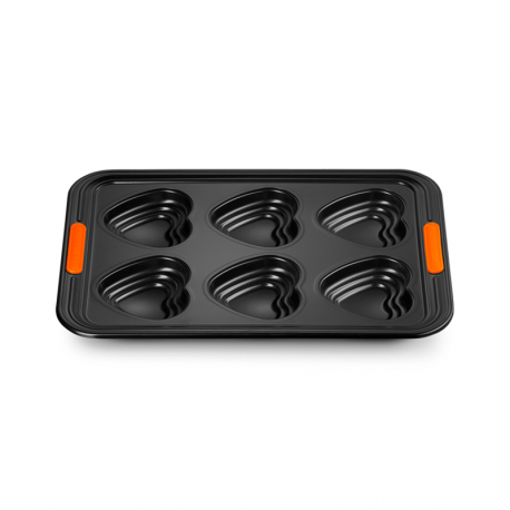 6 Cup Tiered Heart Tray - Heart Collection Black - Le Creuset LE CREUSET LC46053000010000