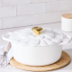 Cocotte Redonda Petalo 26 cm Blanco - Le Creuset LE CREUSET LC21961260101441